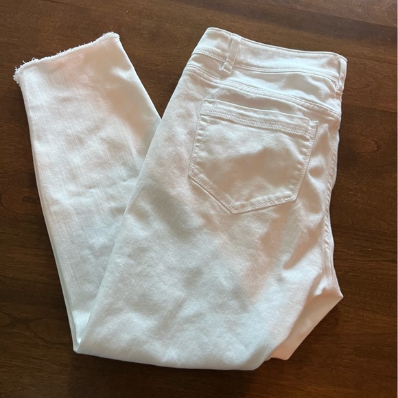 J. Jill Denim White Authentic Fit Slim Ankle Jeans with Frayed Hem - 6P - Picture 4 of 4